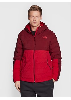 The North Face Kurtka przejściowa Thermoball NF0A7UL7 Czerwony Regular Fit ze sklepu MODIVO w kategorii Kurtki męskie - zdjęcie 181194346