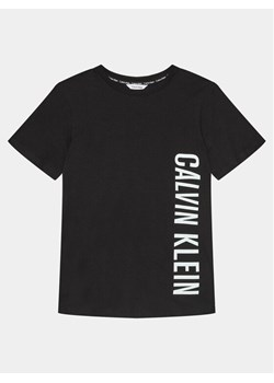 Calvin Klein Swimwear T-Shirt Logo KV0KV00040 Czarny Regular Fit ze sklepu MODIVO w kategorii T-shirty chłopięce - zdjęcie 181194919