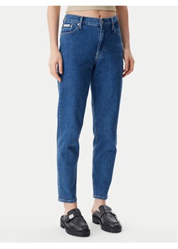 Calvin Klein Jeans Jeansy J20J225505 Niebieski Mom Fit ze sklepu MODIVO w kategorii Jeansy damskie - zdjęcie 181194927