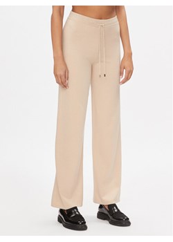 Liu Jo Sport Spodnie dzianinowe TA4052 MS005 Beżowy Bootcut Fit - id: 0000303645342 - marki Liu Jo - 181195026 Liu Jo Sport Spodnie dzianinowe TA4052 MS005 Beżowy Bootcut Fit ze sklepu MODIVO w kategorii Spodnie damskie - zdjęcie 181195026