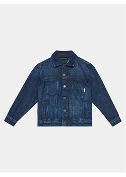 Tommy Hilfiger Kurtka jeansowa Oversized Trucker Bleach KB0KB08135 Niebieski Regular Fit ze sklepu MODIVO w kategorii Kurtki chłopięce - zdjęcie 181197179