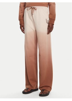 Liu Jo Sport Spodnie dresowe TA5116 FS090 Beżowy Relaxed Fit ze sklepu MODIVO w kategorii Spodnie damskie - zdjęcie 181198295