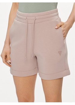 Guess Szorty sportowe Elly V2YD10 K7UW2 Beżowy Relaxed Fit ze sklepu MODIVO w kategorii Szorty - zdjęcie 181198639