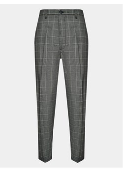Redefined Rebel Chinosy 226151 Szary Regular Fit ze sklepu MODIVO w kategorii Spodnie męskie - zdjęcie 181199026