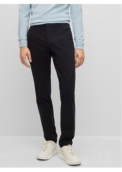Boss Chinosy Kaito1 50487966 Czarny Slim Fit ze sklepu MODIVO w kategorii Spodnie męskie - zdjęcie 181199728
