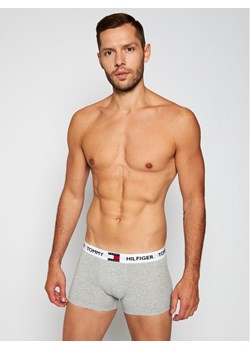 Tommy Hilfiger Bokserki UM0UM01810 Szary ze sklepu MODIVO w kategorii Majtki męskie - zdjęcie 181200327