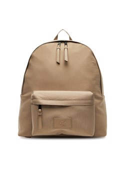 Calvin Klein Jeans Plecak Metro Nylon Backpack 43 Ny LV04G3131G Beżowy ze sklepu MODIVO w kategorii Plecaki - zdjęcie 181200368