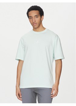 Nike T-Shirt FN5994 394 Zielony Regular Fit ze sklepu MODIVO w kategorii T-shirty męskie - zdjęcie 181200807