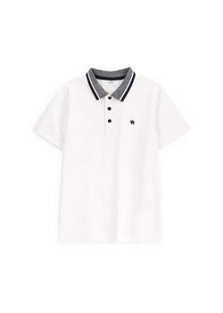 Coccodrillo Polo WC5143602EJB Biały Regular Fit ze sklepu MODIVO w kategorii T-shirty chłopięce - zdjęcie 181201445