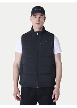 New Era Bezrękawnik 60596271 Czarny Regular Fit ze sklepu MODIVO w kategorii Kamizelki męskie - zdjęcie 181202545
