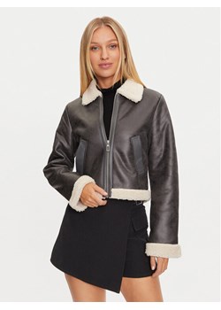 ONLY Kurtka z imitacji skóry Betty 15322046 Szary Regular Fit ze sklepu MODIVO w kategorii Kurtki damskie - zdjęcie 181203558