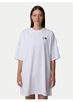 The North Face Sukienka codzienna Simple Dome NF0A87NF Biały Relaxed Fit ze sklepu MODIVO w kategorii Sukienki - zdjęcie 181204046