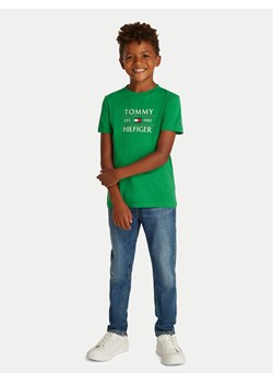 Tommy Hilfiger T-Shirt KB0KB09538 S Zielony Regular Fit ze sklepu MODIVO w kategorii T-shirty chłopięce - zdjęcie 181204207