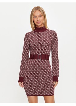 Guess Sukienka dzianinowa Lise W4BK43 Z37K0 Bordowy Regular Fit ze sklepu MODIVO w kategorii Sukienki - zdjęcie 181204265