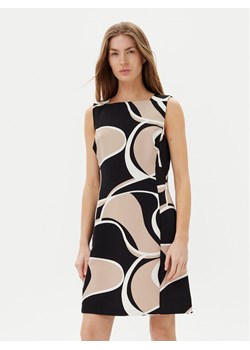 DKNY Sukienka koktajlowa DD5N3H47 Czarny Regular Fit - id: 0000305016881 - marki DKNY - 181205638 DKNY Sukienka koktajlowa DD5N3H47 Czarny Regular Fit ze sklepu MODIVO w kategorii Sukienki - zdjęcie 181205638