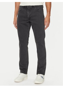 Wrangler Jeansy Greensboro 112360404 Niebieski Straight Fit ze sklepu MODIVO w kategorii Jeansy męskie - zdjęcie 181206339