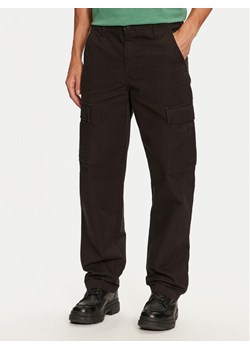 Levi's® Spodnie materiałowe A7364-0000 Czarny Straight Fit ze sklepu MODIVO w kategorii Spodnie męskie - zdjęcie 181206369