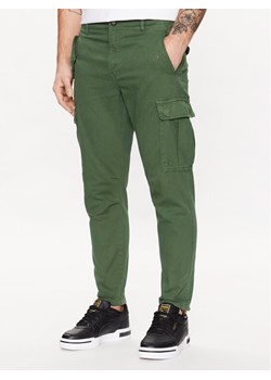 Redefined Rebel Spodnie materiałowe Jolan 226027 Zielony Regular Fit ze sklepu MODIVO w kategorii Spodnie męskie - zdjęcie 181207208