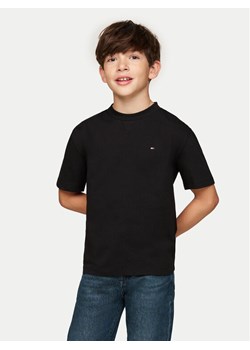 Tommy Hilfiger T-Shirt Essential KB0KB08575 D Czarny Regular Fit ze sklepu MODIVO w kategorii T-shirty chłopięce - zdjęcie 181208165