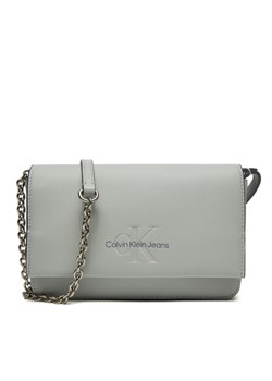 Calvin Klein Jeans Torebka na telefon K60K612375 Szary ze sklepu MODIVO w kategorii Etui - zdjęcie 181216095