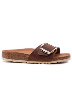 Birkenstock Klapki Madrid Big Buckle 1006525 Brązowy ze sklepu MODIVO w kategorii Klapki damskie - zdjęcie 181216339