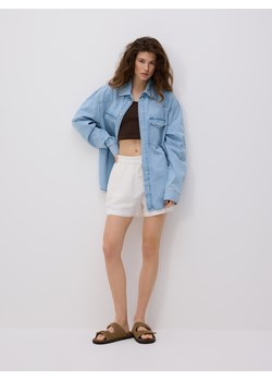 Reserved - Jeansowa koszula oversize - niebieski - id: 052FK-50J - marki Reserved - 181221215 Reserved - Jeansowa koszula oversize - niebieski ze sklepu Reserved w kategorii Koszule damskie - zdjęcie 181221215
