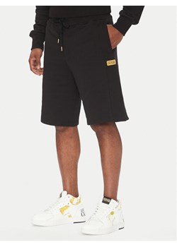 Versace Jeans Couture Szorty sportowe 78GADT08 Czarny Regular Fit ze sklepu MODIVO w kategorii Spodenki męskie - zdjęcie 181226699