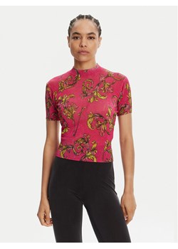 Versace Jeans Couture Sweter 78HAFM07 Różowy Slim Fit ze sklepu MODIVO w kategorii Swetry damskie - zdjęcie 181226875