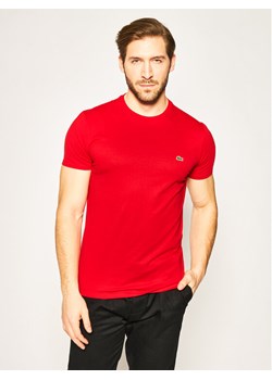Lacoste T-Shirt TH6709 Czerwony Regular Fit ze sklepu MODIVO w kategorii T-shirty męskie - zdjęcie 181226919