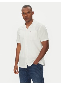 Tommy Jeans Koszula DM0DM20895 Écru Regular Fit ze sklepu MODIVO w kategorii Koszule męskie - zdjęcie 181226978