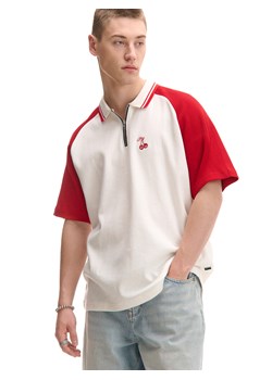 Cropp - Koszulka polo z górą zapinaną na zamek - kremowy ze sklepu Cropp w kategorii T-shirty męskie - zdjęcie 181230367