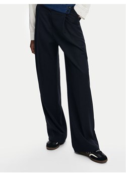 Desigual Spodnie materiałowe Garona 24WWPW26 Granatowy Loose Fit ze sklepu MODIVO w kategorii Spodnie damskie - zdjęcie 181233447