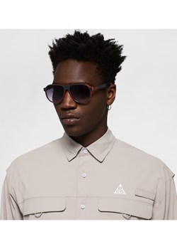 Okulary przeciwsłoneczne Nike Vintage Icon - Brązowy ze sklepu Nike poland w kategorii Okulary przeciwsłoneczne męskie - zdjęcie 181235715