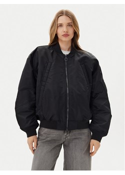 G-Star Raw Kurtka bomber Macro D25989-C143 Czarny Oversize ze sklepu MODIVO w kategorii Kurtki damskie - zdjęcie 181238189