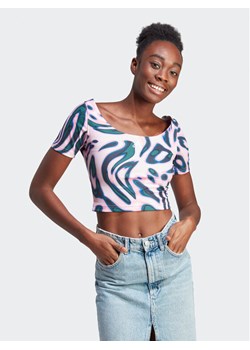 adidas T-Shirt IM2566 Różowy Loose Fit ze sklepu MODIVO w kategorii Bluzki damskie - zdjęcie 181238278