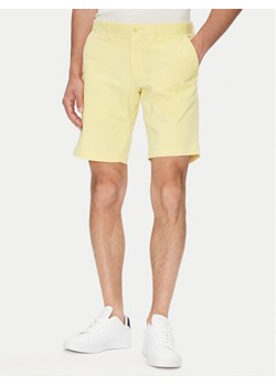 Tommy Hilfiger Szorty materiałowe Brooklyn MW0MW23563 Żółty Regular Fit ze sklepu MODIVO w kategorii Spodenki męskie - zdjęcie 181238377