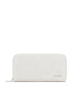 Desigual Duży Portfel Damski Dejavu Fiona 25SAYP13 Écru ze sklepu MODIVO w kategorii Portfele damskie - zdjęcie 181243875