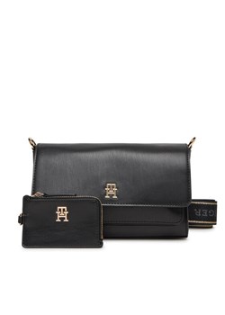 Torebka Tommy Hilfiger Th Joy Crossover AW0AW16813 Czarny ze sklepu eobuwie.pl w kategorii Listonoszki - zdjęcie 181249167
