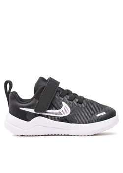 Sneakersy Nike Downshifter 12 Nn (TDV) DM4191 003 Czarny ze sklepu eobuwie.pl w kategorii Buty sportowe dziecięce - zdjęcie 181258207