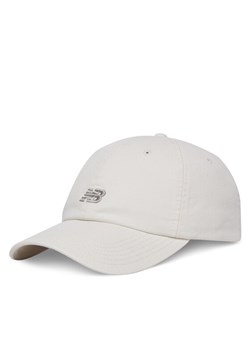 Czapka z daszkiem New Balance LAH51009LIN Beżowy ze sklepu eobuwie.pl w kategorii Czapki z daszkiem damskie - zdjęcie 181258487