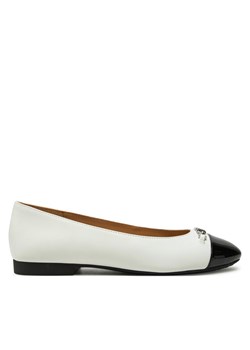 Baleriny MICHAEL Michael Kors Rebecca Flex Ballet 40F4RBFP1L Biały - id: 0000304978111 - marki Michael Michael Kors - 181260227 Baleriny MICHAEL Michael Kors Rebecca Flex Ballet 40F4RBFP1L Biały ze sklepu eobuwie.pl w kategorii Balerinki - zdjęcie 181260227