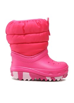 Śniegowce Crocs Classic Neo Puff Boot T 207683 Różowy ze sklepu eobuwie.pl w kategorii Buciki niemowlęce - zdjęcie 181260258