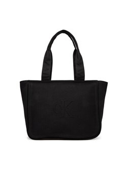 Torebka Calvin Klein Jeans Summer Canvas Tote LV04K3098G Czarny ze sklepu eobuwie.pl w kategorii Torby Shopper bag - zdjęcie 181263008