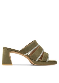 Klapki Caprice 9-27211-42 Khaki ze sklepu eobuwie.pl w kategorii Klapki damskie - zdjęcie 181265617