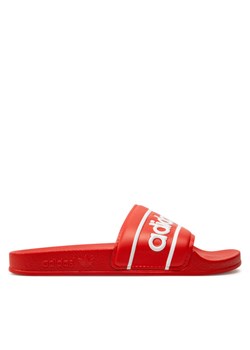 Klapki adidas Adilette ID5796 Czerwony ze sklepu eobuwie.pl w kategorii Klapki damskie - zdjęcie 181274537