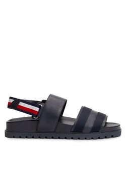 Sandały Tommy Hilfiger Elevated Hilfiger Strappy Sandal FM0FM05008 Granatowy ze sklepu eobuwie.pl w kategorii Sandały męskie - zdjęcie 181275005