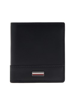 Duży Portfel Męski Tommy Hilfiger Th Corp Trifold AM0AM13247 Czarny ze sklepu eobuwie.pl w kategorii Portfele męskie - zdjęcie 181276176