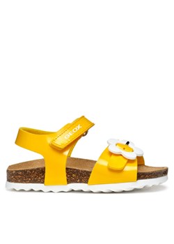 Sandały Geox B Sandal Chalki B552RD 000HH C2000 S Żółty ze sklepu eobuwie.pl w kategorii Sandały dziecięce - zdjęcie 181276337