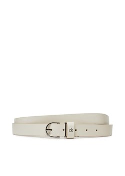 Pasek Damski Calvin Klein Ck Metal Loop Round Buckle 2.5 K60K613147 Biały ze sklepu eobuwie.pl w kategorii Paski damskie - zdjęcie 181276795