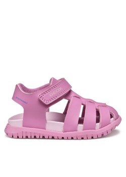 Sandały Geox B Sandal Fusbetto B556BA 000BC C8006 Różowy - id: 0000304616853 - marki Geox - 181278806 Sandały Geox B Sandal Fusbetto B556BA 000BC C8006 Różowy ze sklepu eobuwie.pl w kategorii Sandały dziecięce - zdjęcie 181278806